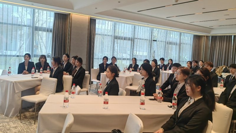 评分分布：了解顾客真实评价